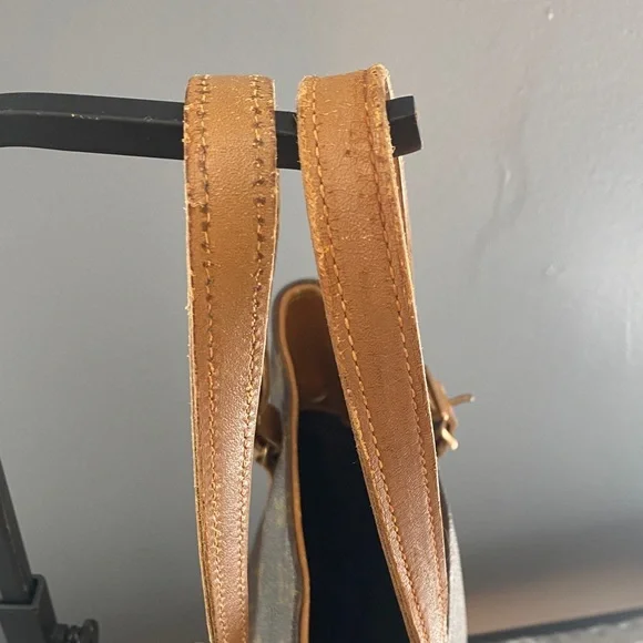 Louis Vuitton Monogram Bucket Shoulder Bag w/COA and Dust Bag - Picture 10 of 12